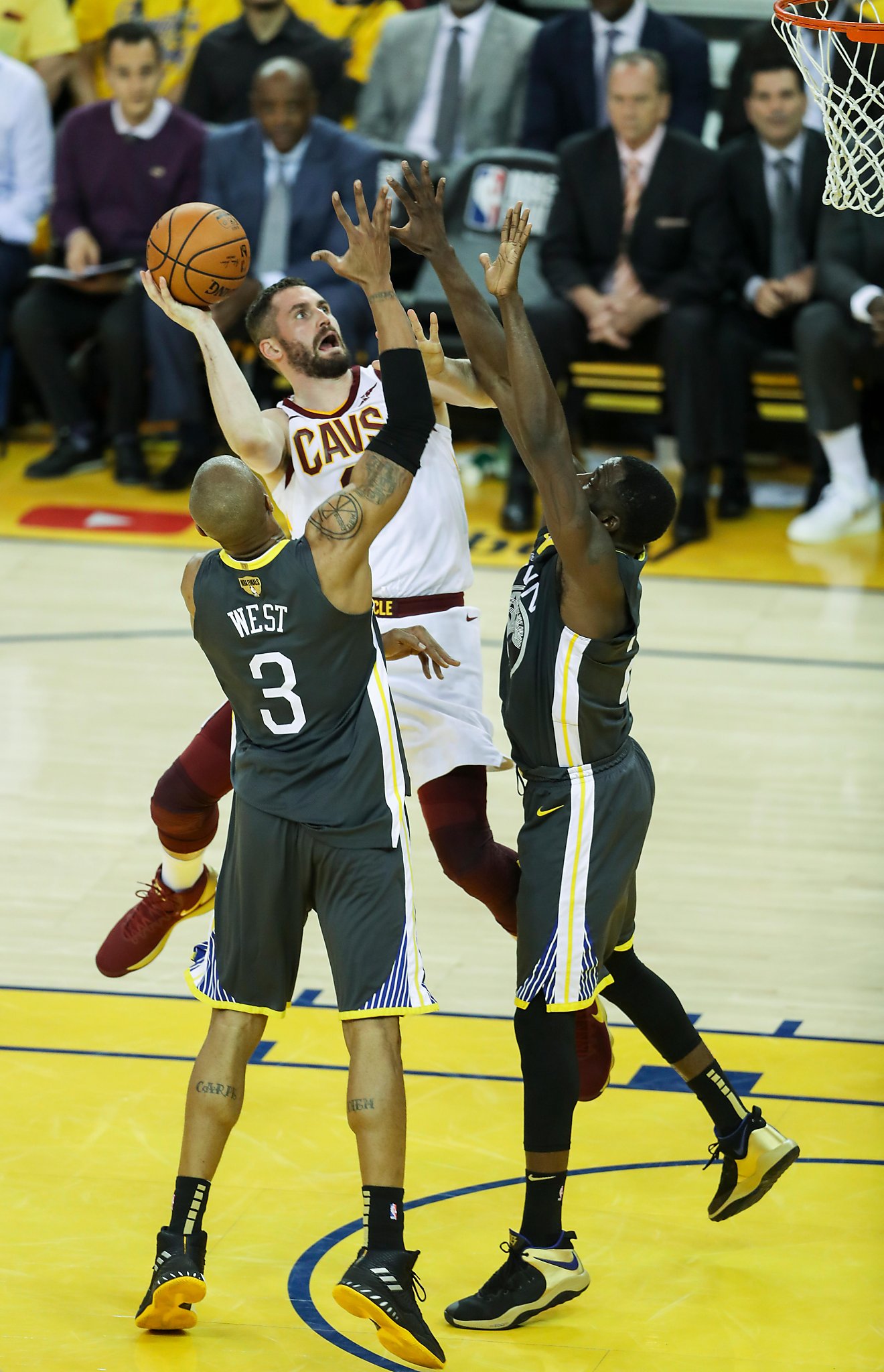 Draymond Green joins LeBron James in the shorts-suit brigade at Game 2