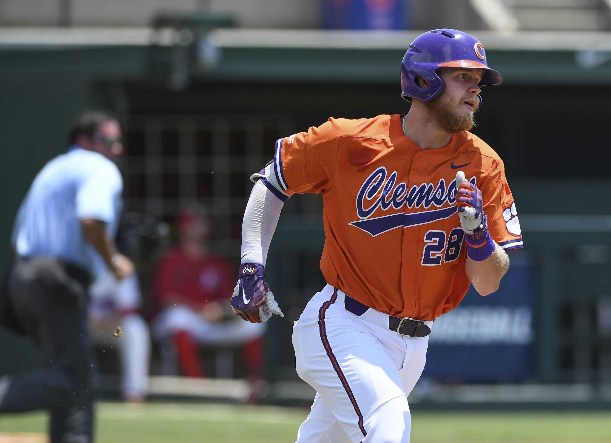 Astros select Clemson's Seth Beer with the 28th pick in MLB Draft - Houston Chronicle
