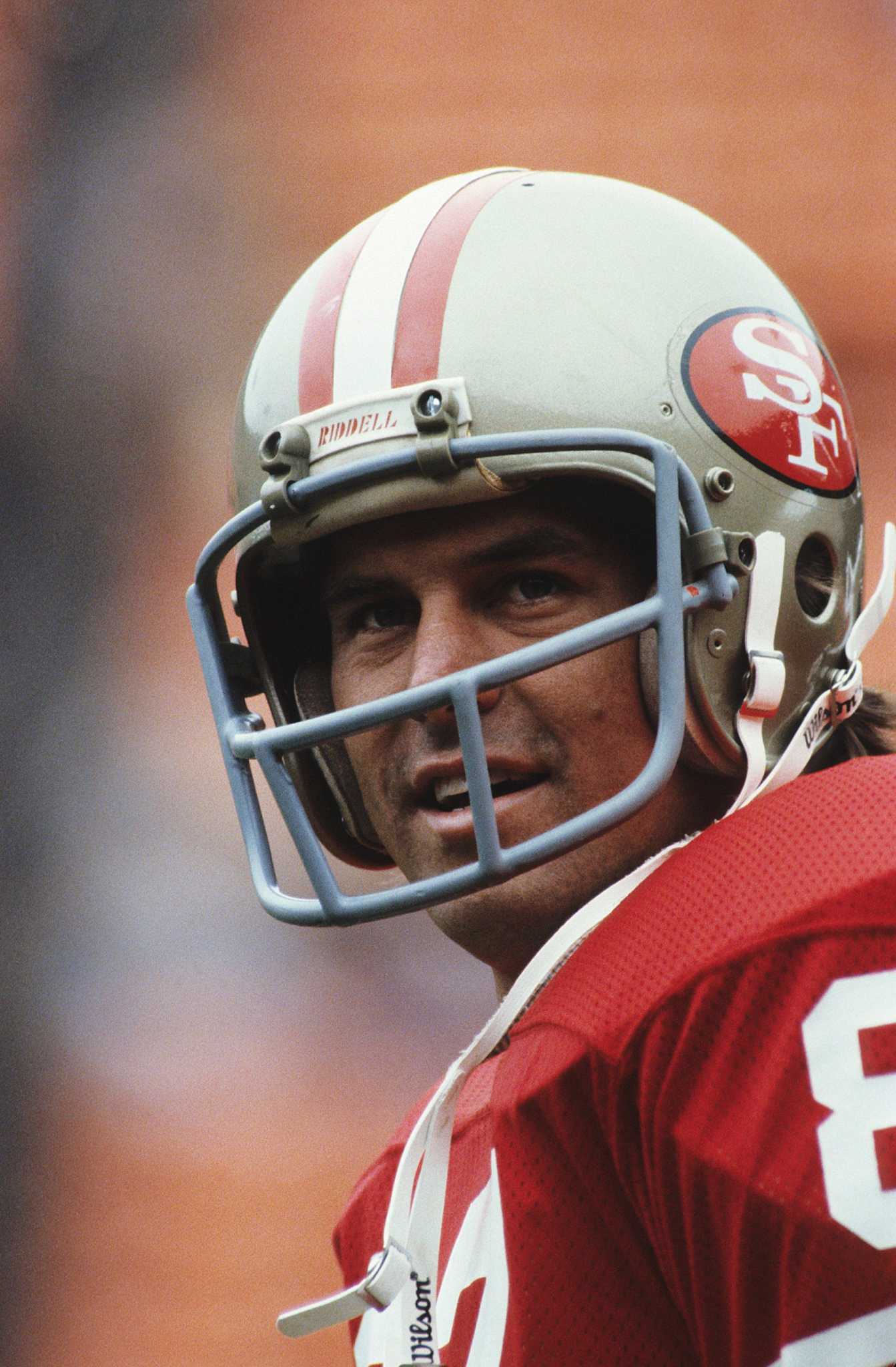 Watch: 49ers TE Dwight Clark's ashes buried next to goal post from