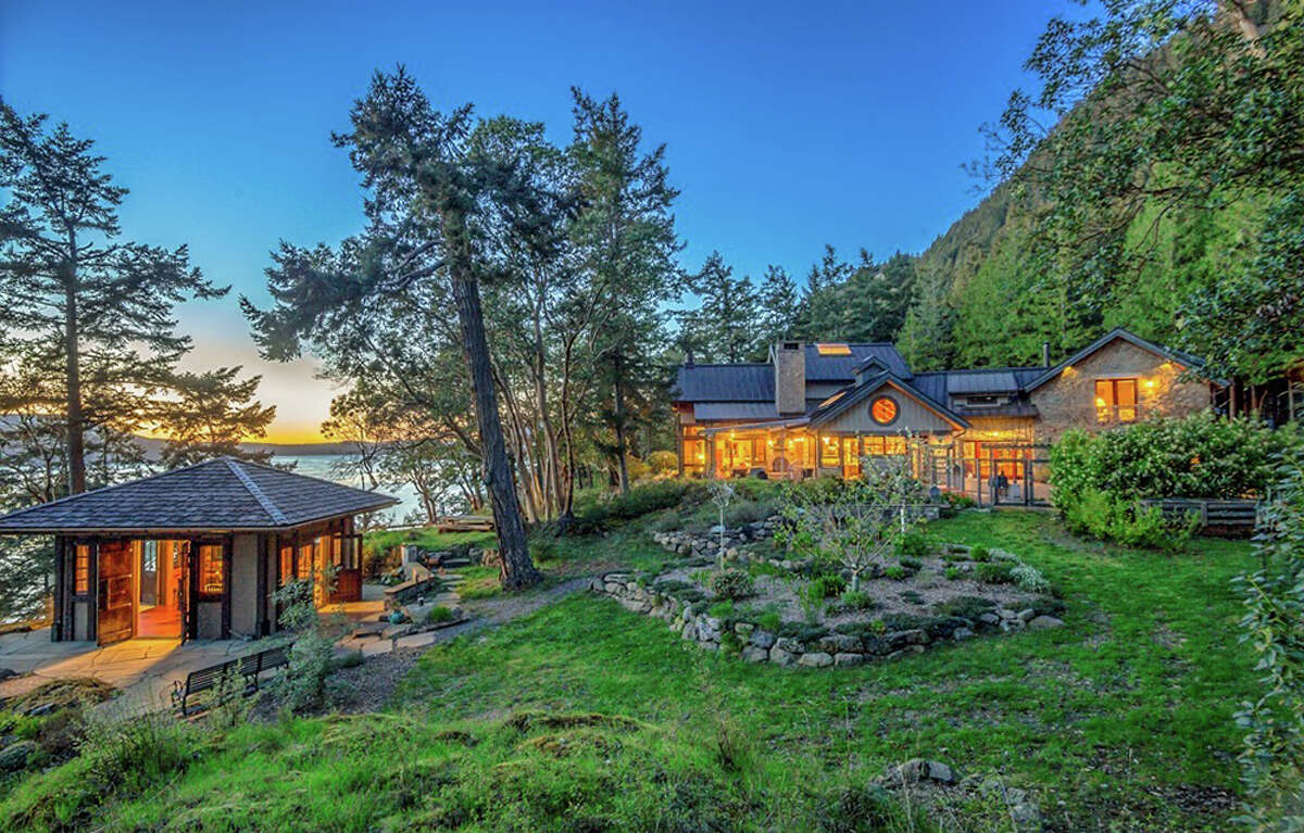 TMZ reports that Oprah bought the Orcas Island estate known as Madroneagle for $8.275 million. The 43-acre property comes with a 7,303 square-foot main house, a guest house, a gazebo, barn, sauna, craft shed and a beachfront. There's also a pond, stream and Asian garden.