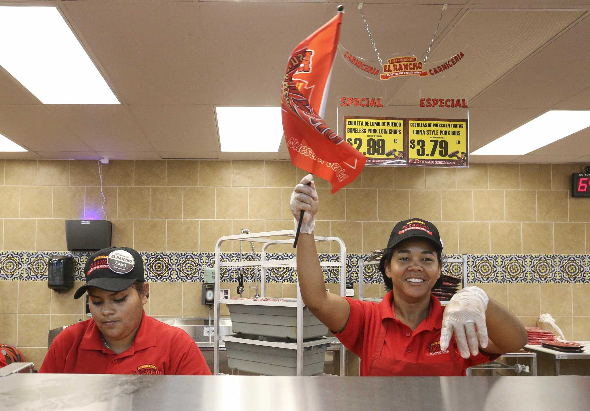 El Rancho Supermercado opens first Houston store in Greenspoint