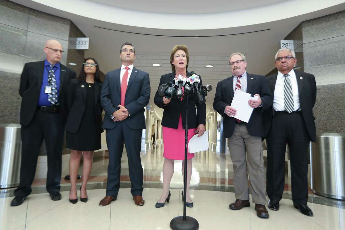 Houston Bombshells bar banned from selling booze, dubbed 'crime factory'