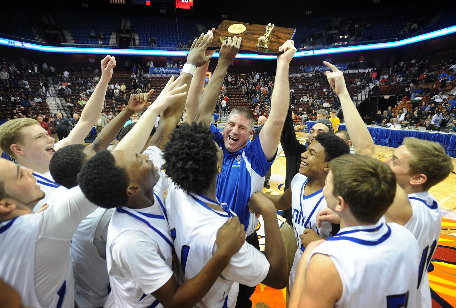 Yerina steps down as Bunnell boys basketball coach