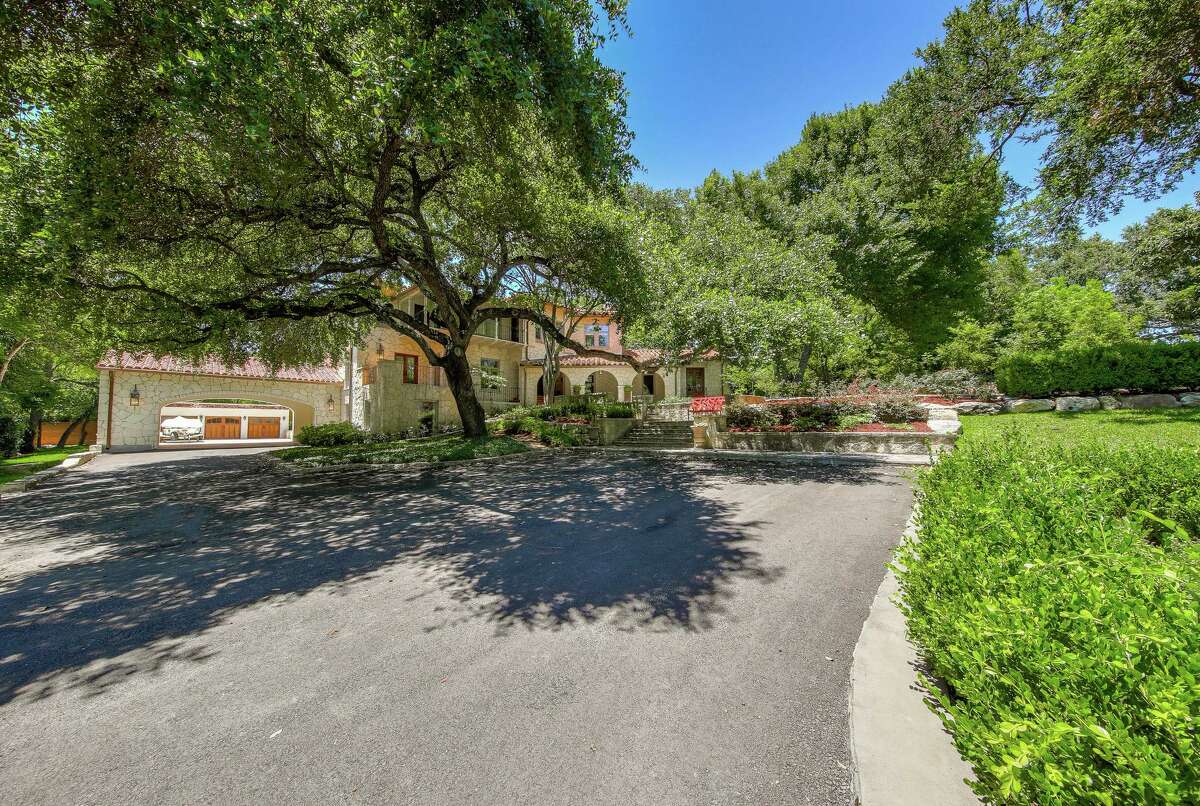 Olmos Park mansion on the market just slashed asking price by 500K
