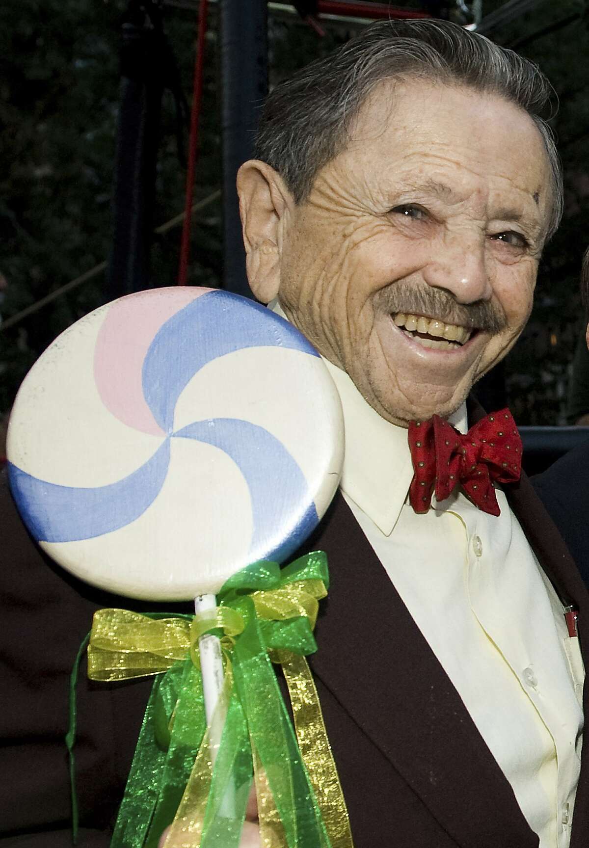 FILE - In this Sept. 24, 2009 file photo, Jerry Maren attends the "Wizard of Oz" 70th Anniversary Emerald Gala in New York. Maren, the last surviving munchkin from the classic 1939 film "The Wizard of Oz," died on May 24, 2018, at a San Diego nursing home. He was 98. (AP Photo/Charles Sykes, File)