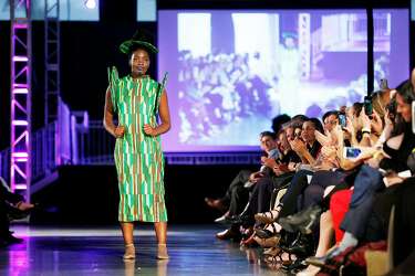 Real World Issues Show Up On Sf S Student Fashion Show Runways