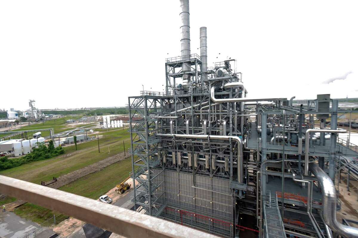 LyondellBasell is constructing a new $700 million plastics plant at its petrochemical hub in La Porte.