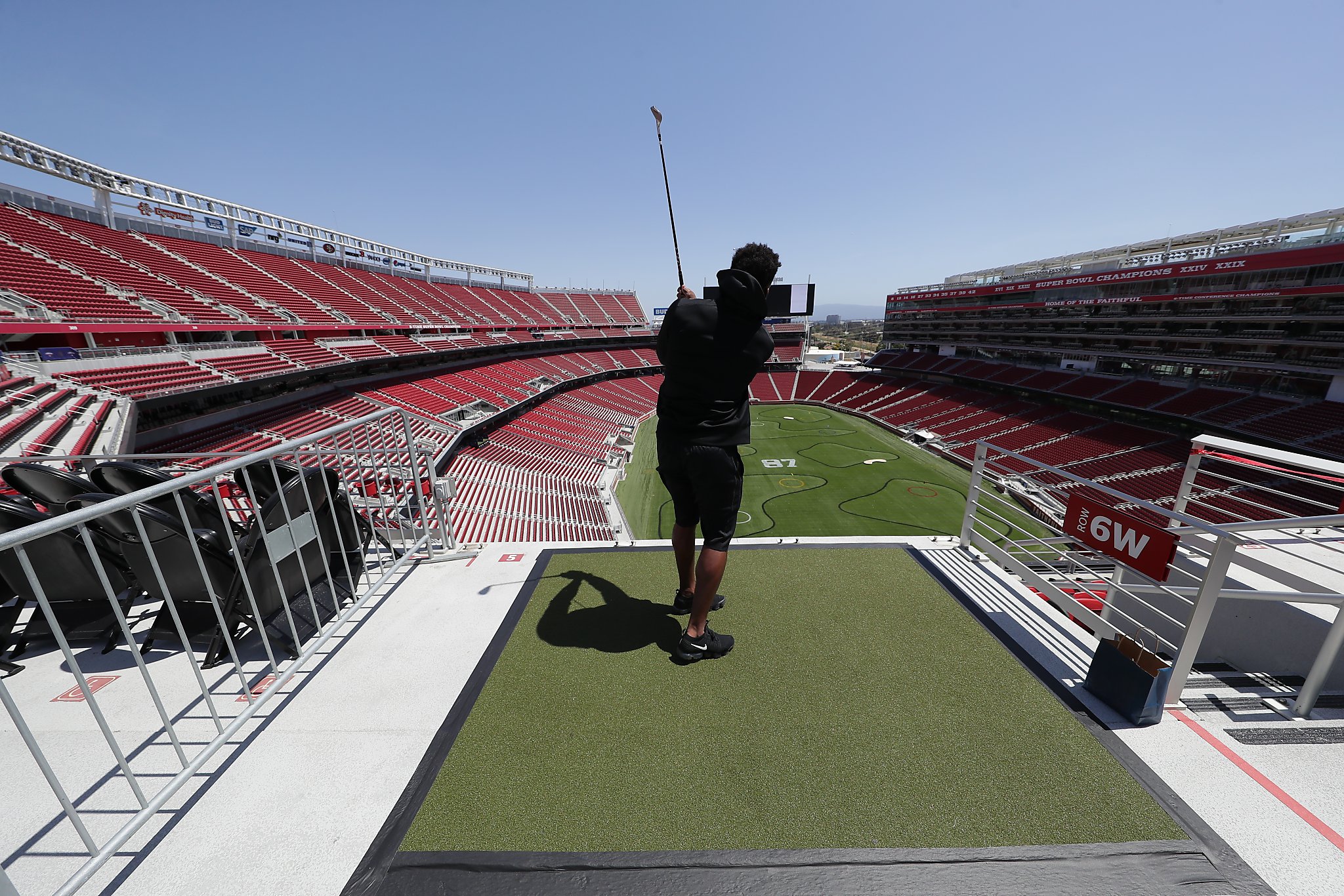 Levi's Stadium to be pelted with golf balls. Here's how to get a tee time.