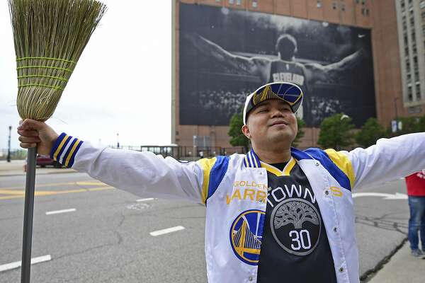 warriors trophy jersey