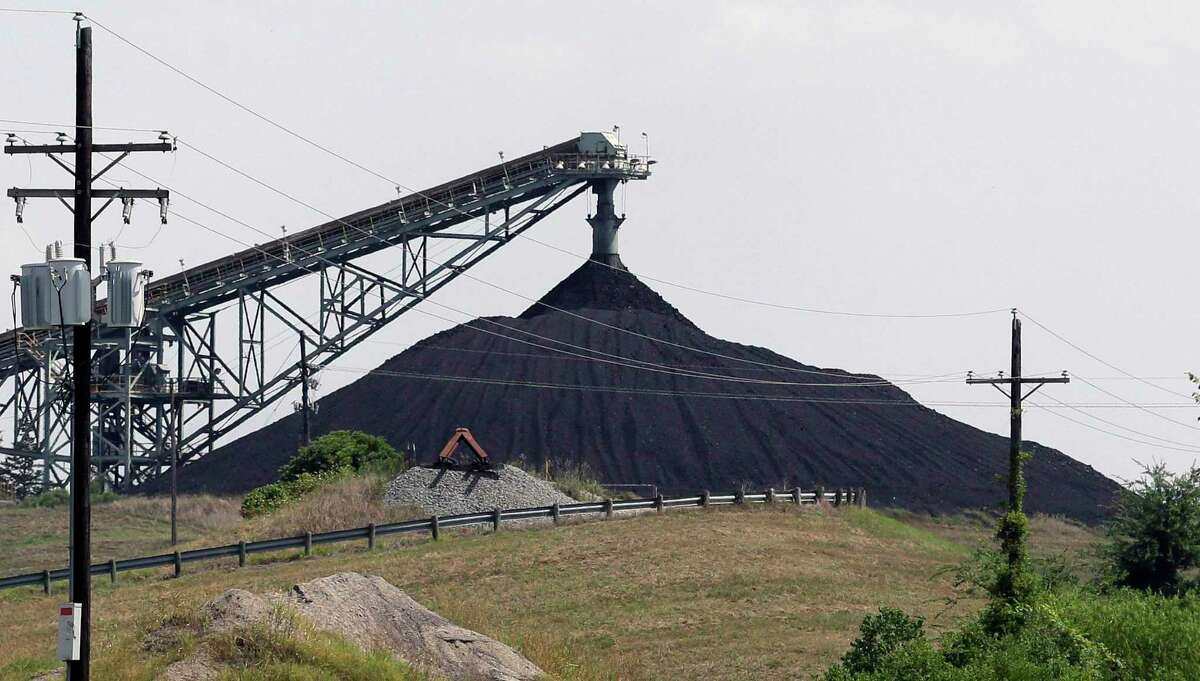 Coal production fell sharply in Texas last year.