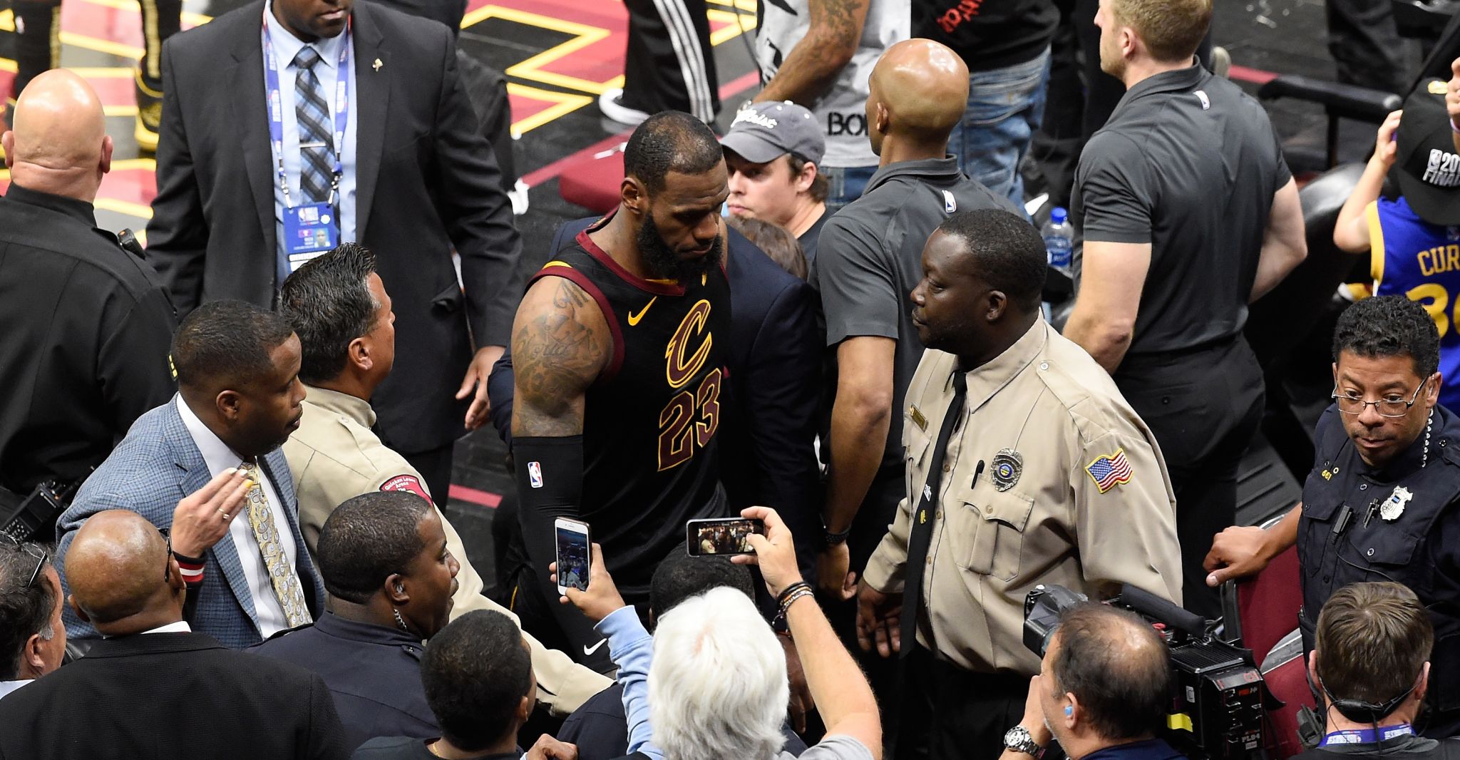 who is lebron james bodyguard