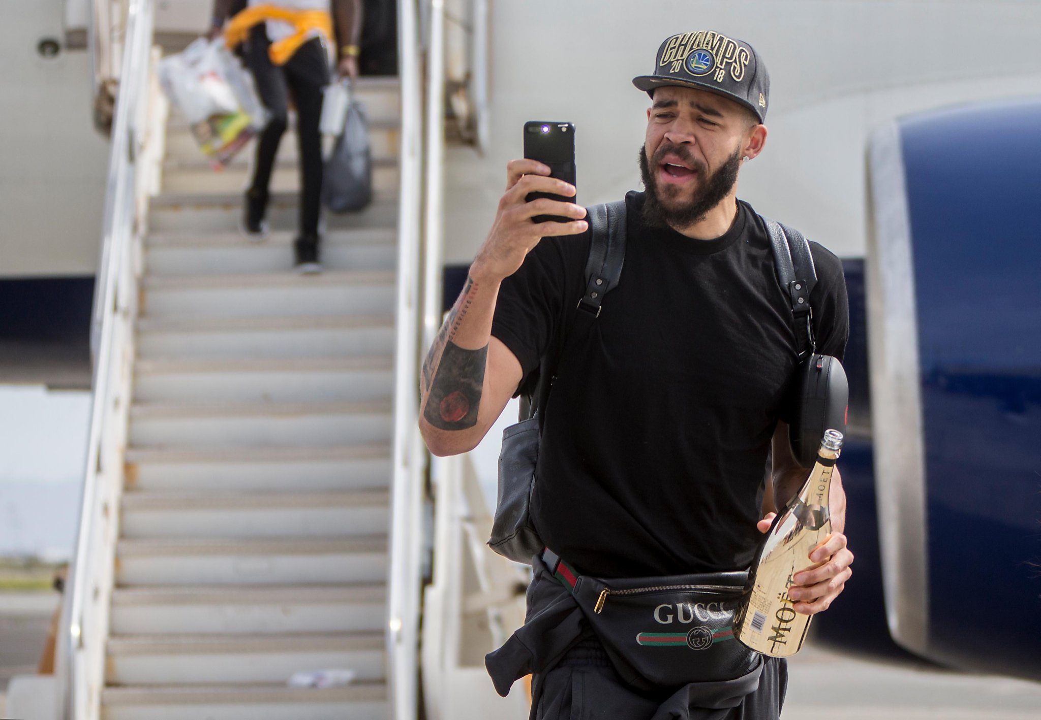 Former Laker JaVale McGee stays connected to region through