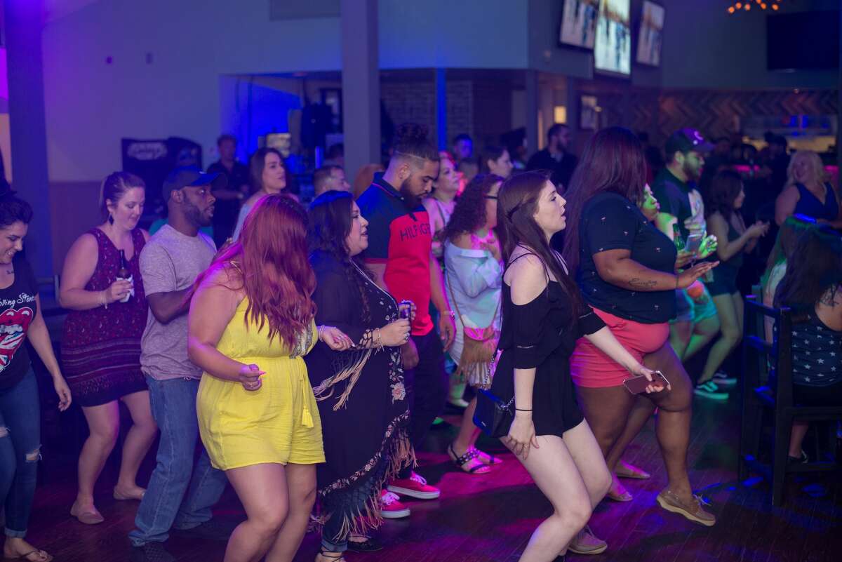 Groove House was the place to be Saturday night June 9, 2018, as locals escaped the heat with cool drinks and a sizzling hot dance floor.