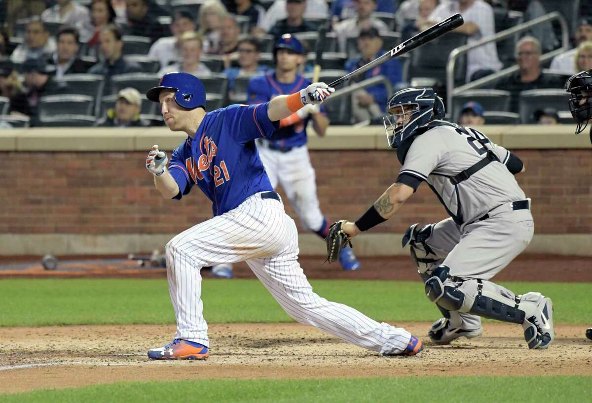 New York Mets' Todd Frazier bats during a baseball game against