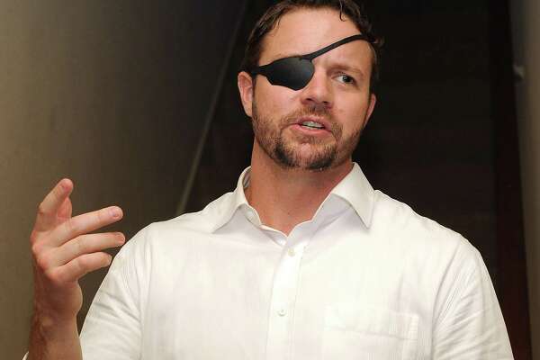 dan crenshaw defends navy seal war crimes