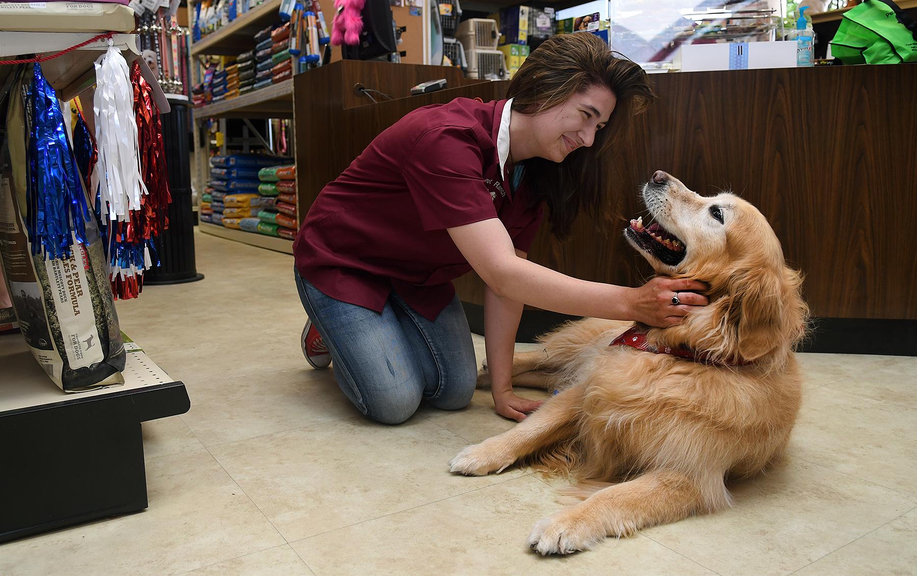 Kingwood pet store celebrates 40 years in Lake Houston community