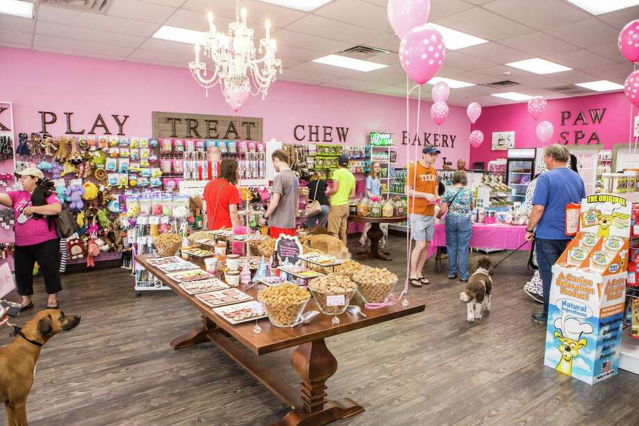 Woof Gang Bakery & Grooming opens in West U. - Houston ...