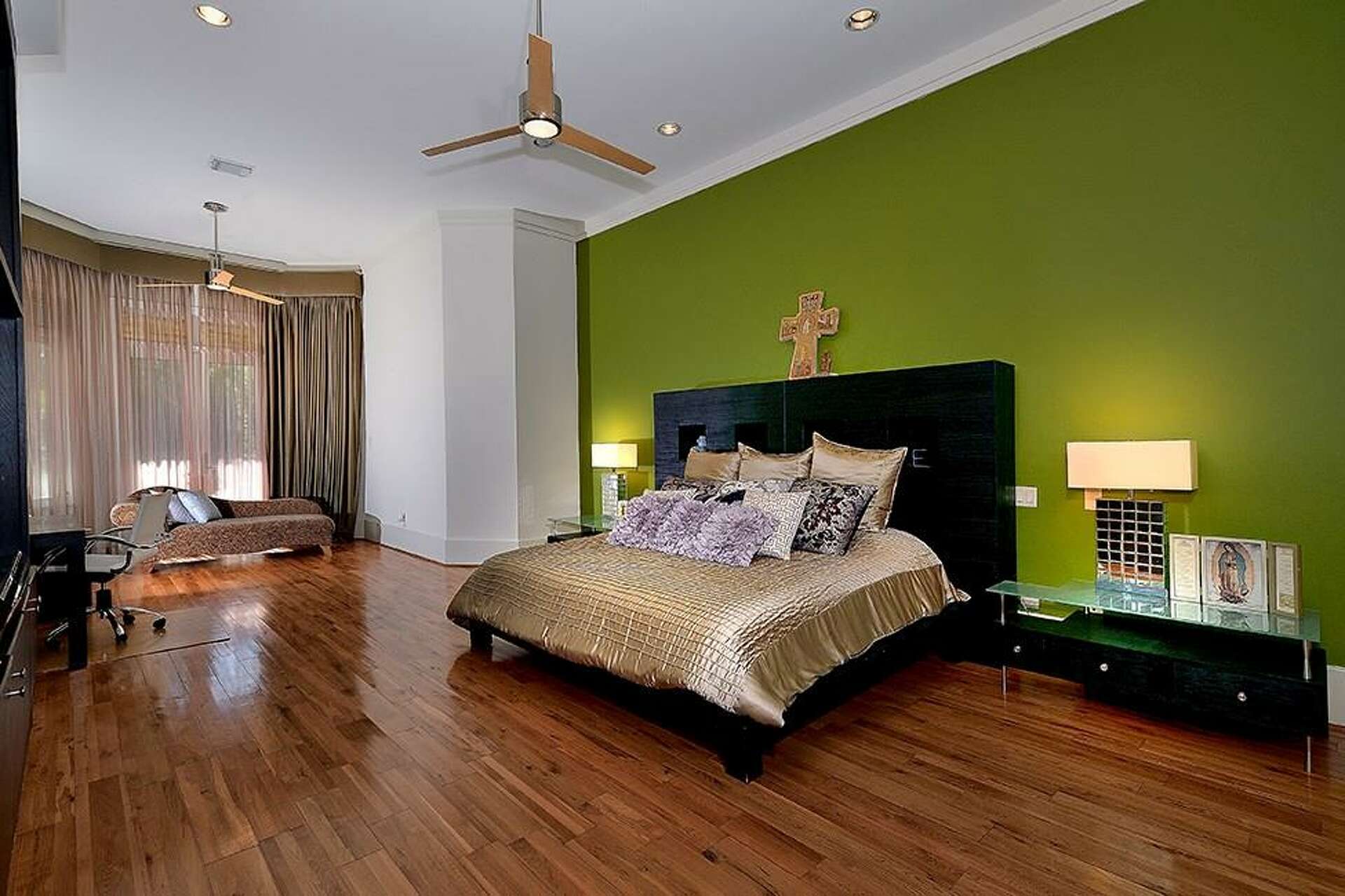 Magnolia mansion for sale is on private island