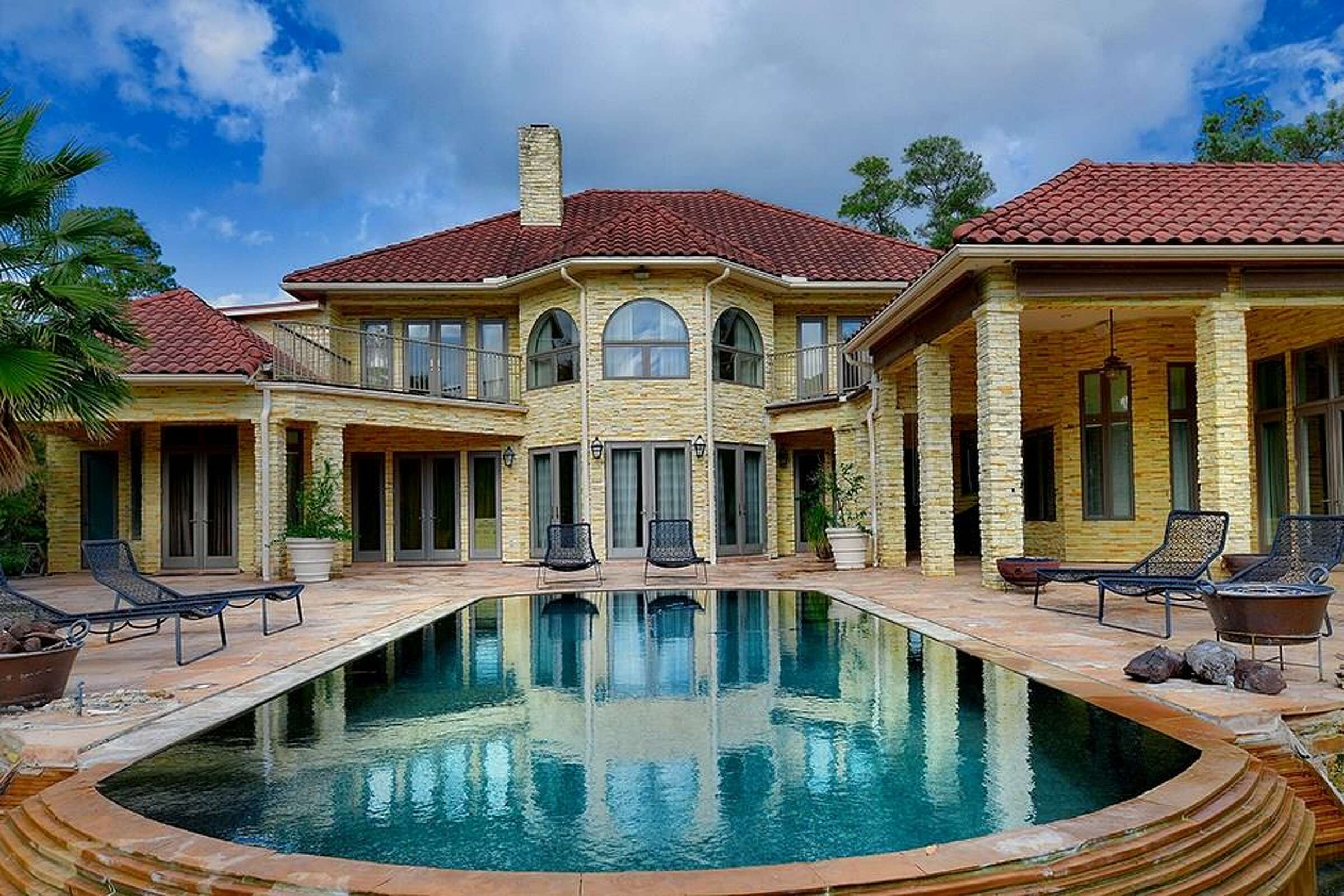 Magnolia mansion for sale is on private island