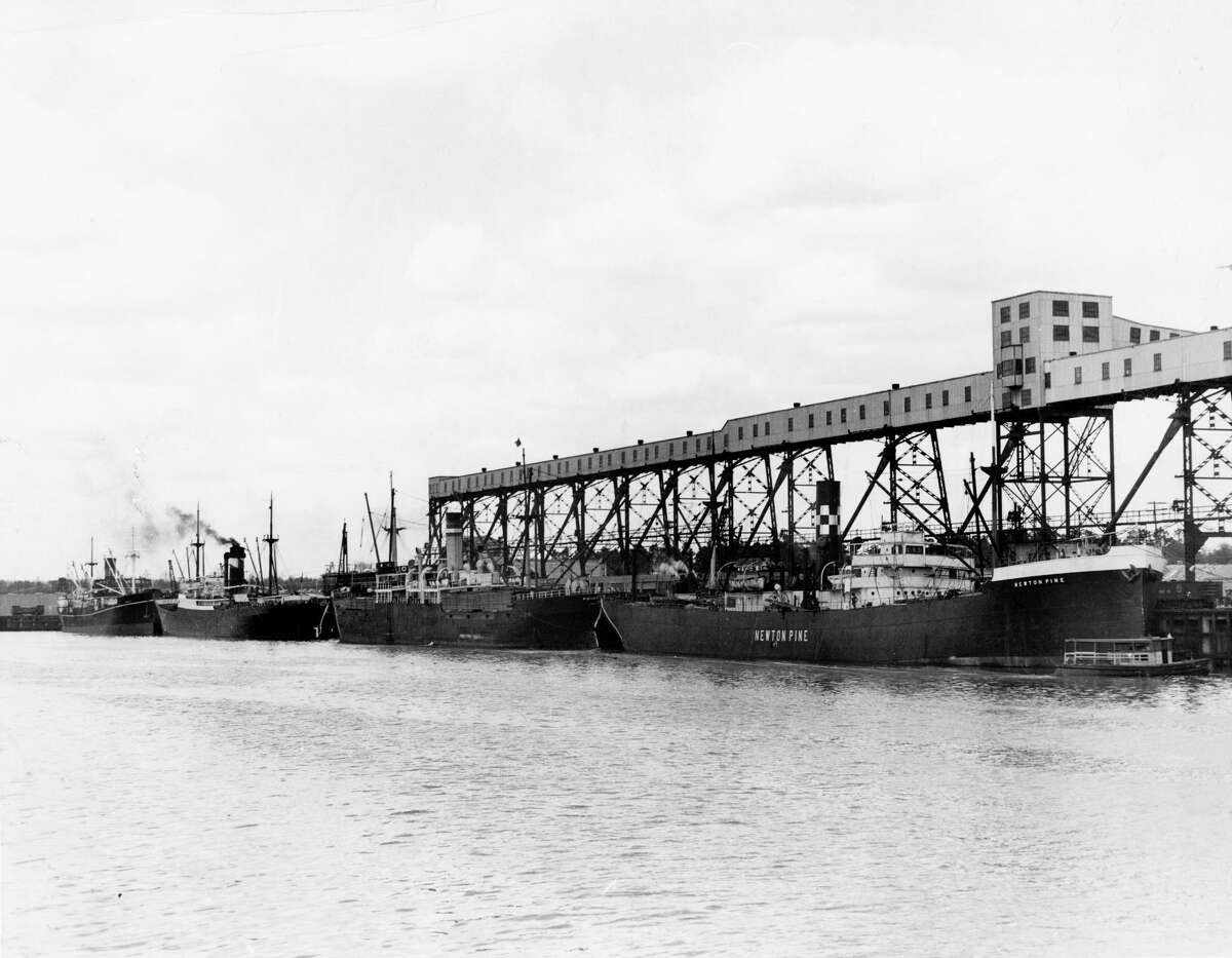 Historical photos of the Houston Ship Channel through the 1950s