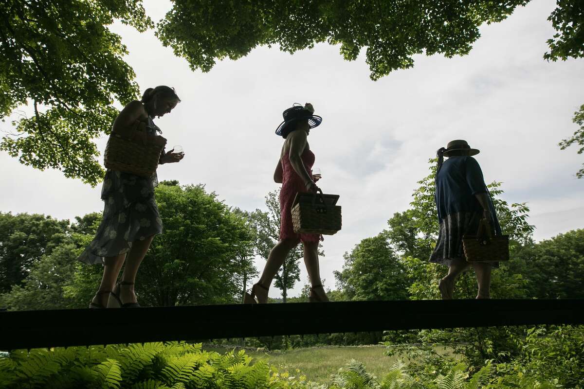 The Glass House in New Canaan held its annual Summer Party on June 9, 2018. Guests enjoyed a new exhibition in the Painting Gallery of work from the Glass House permanent collection, some of which has not before been shown to the public. Guests also previewed a new virtual reality experience that simulates the restored interior of the Brick House, which remains closed and requires much needed restoration. Were you SEEN?