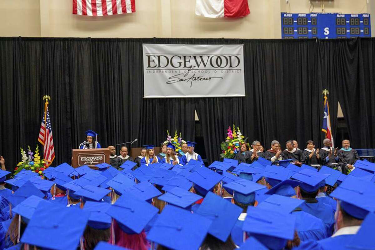 View the gallery to see how Bexar County’s traditional public schools were graded. Edgewood ISD: CThe district received a C, up from a D last year.