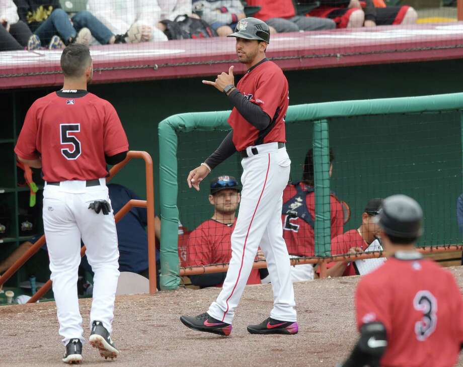 Tri-City ValleyCats manager Jason Bell, right, talks with player Kyle Davis during their exhibition game against the Albany Dutchmen on Wednesday, June 13, 2108, in Troy, N.Y.   (Paul Buckowski/Times Union) Photo: Paul Buckowski, Albany Times Union / (Paul Buckowski/Times Union)