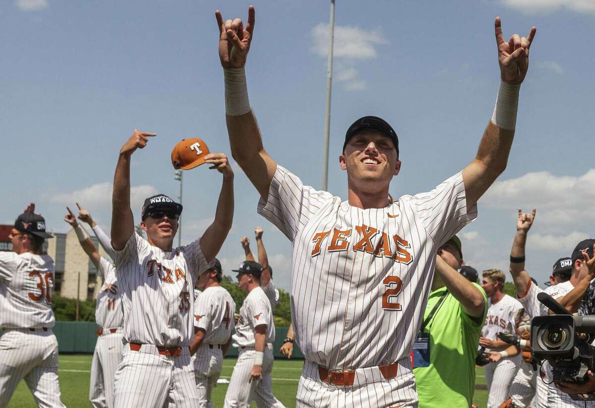 No. 19 Baseball wins 5-2 at Texas State - University of Texas