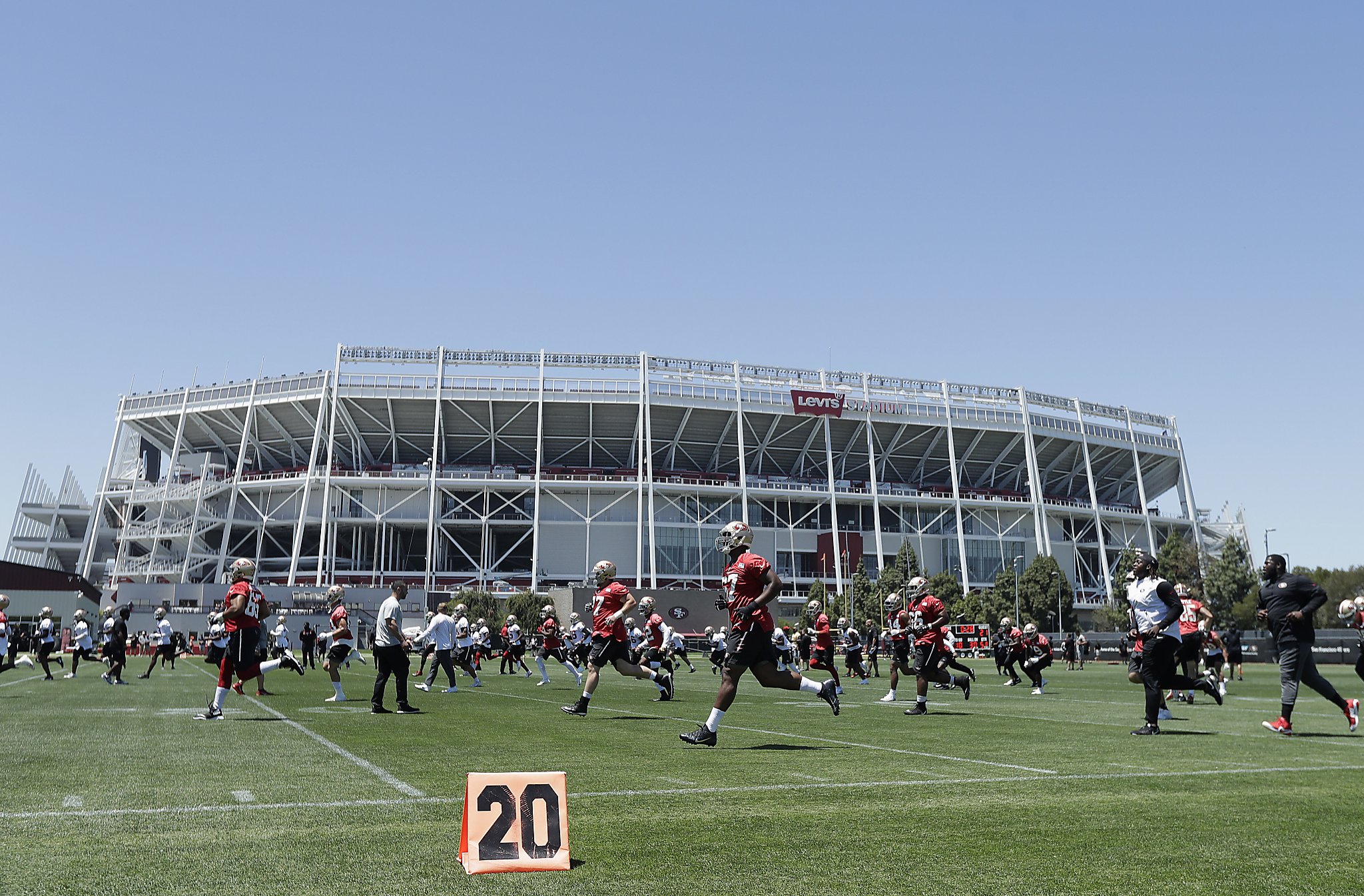 1st test for 1st-round pick: 49ers' Mike McGlinchey overcomes early nerves