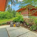 What's The Deal Behind A Northwest Contemporary? Let This Bainbridge ...