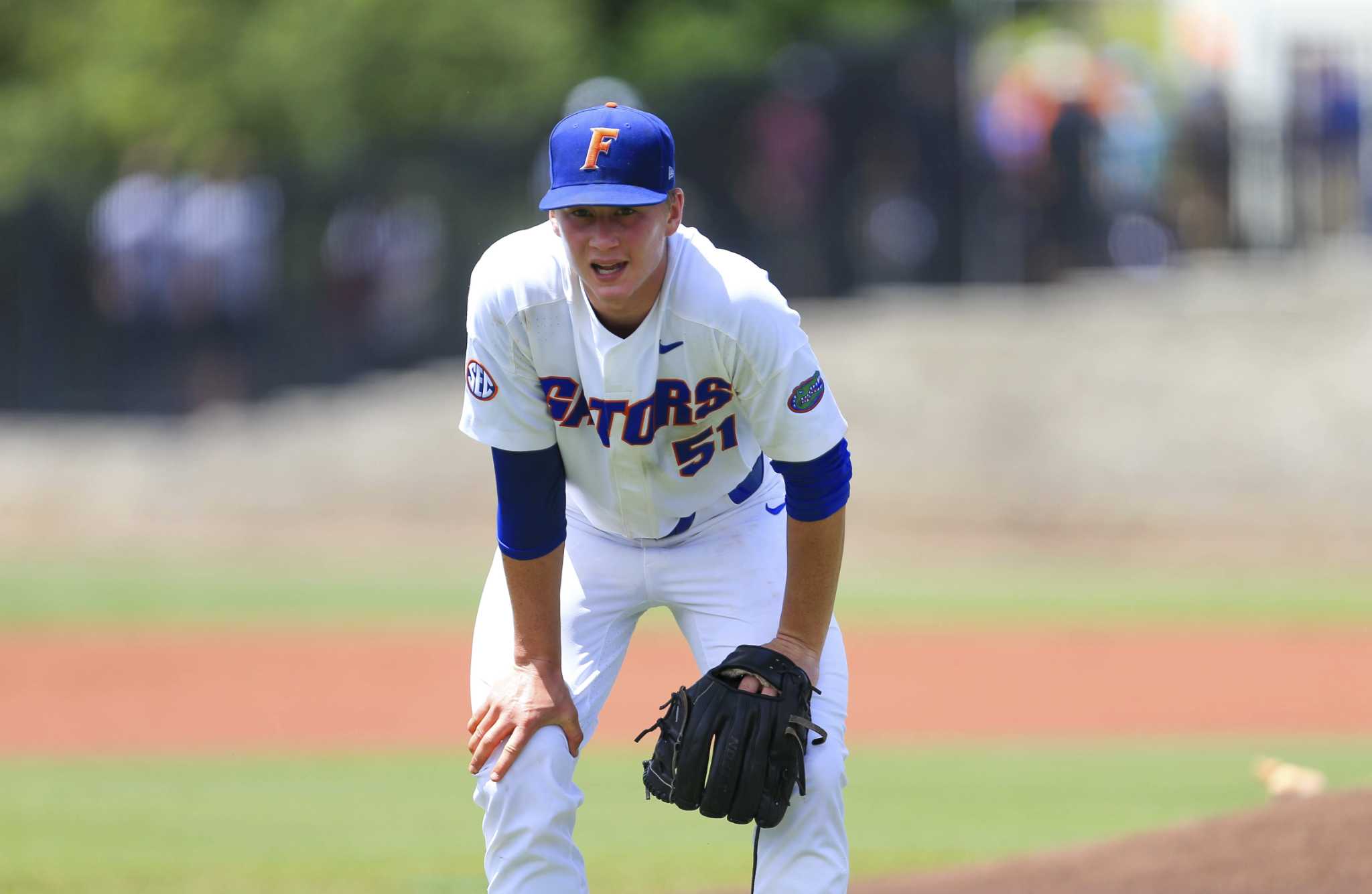 Brady Singer's seven innings lift Florida to win over Louisville