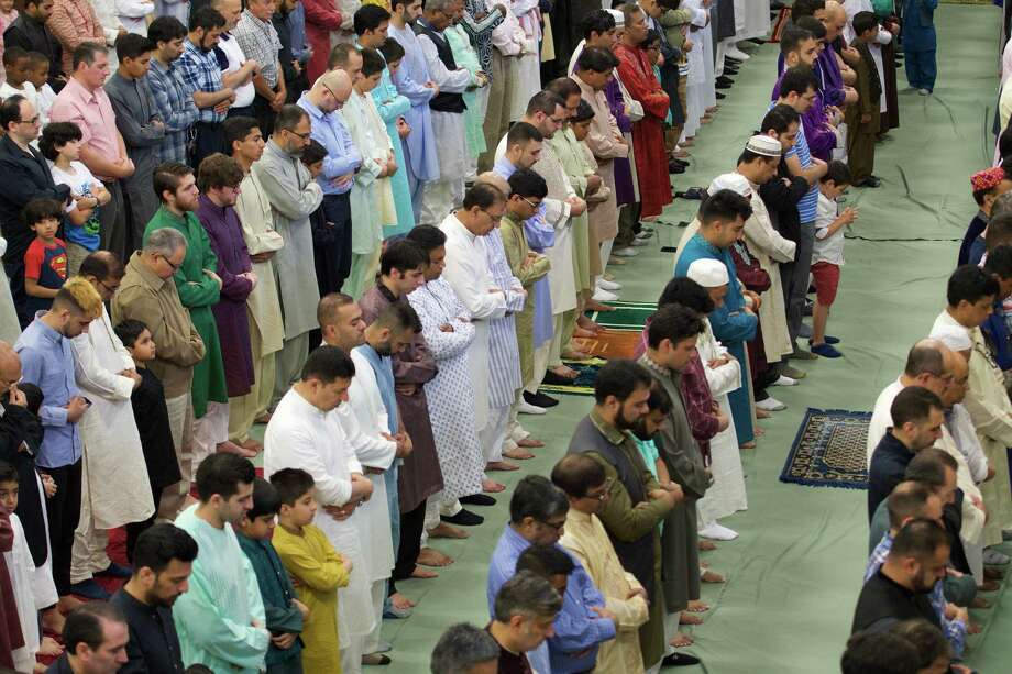 The observance of Eid Al-Fitr at the Muslim Community Center Friday June 15, 2018 in Colonie, N.Y.  (Skip Dickstein/Times Union) Photo: SKIP DICKSTEIN, Albany Times Union / 40044048A