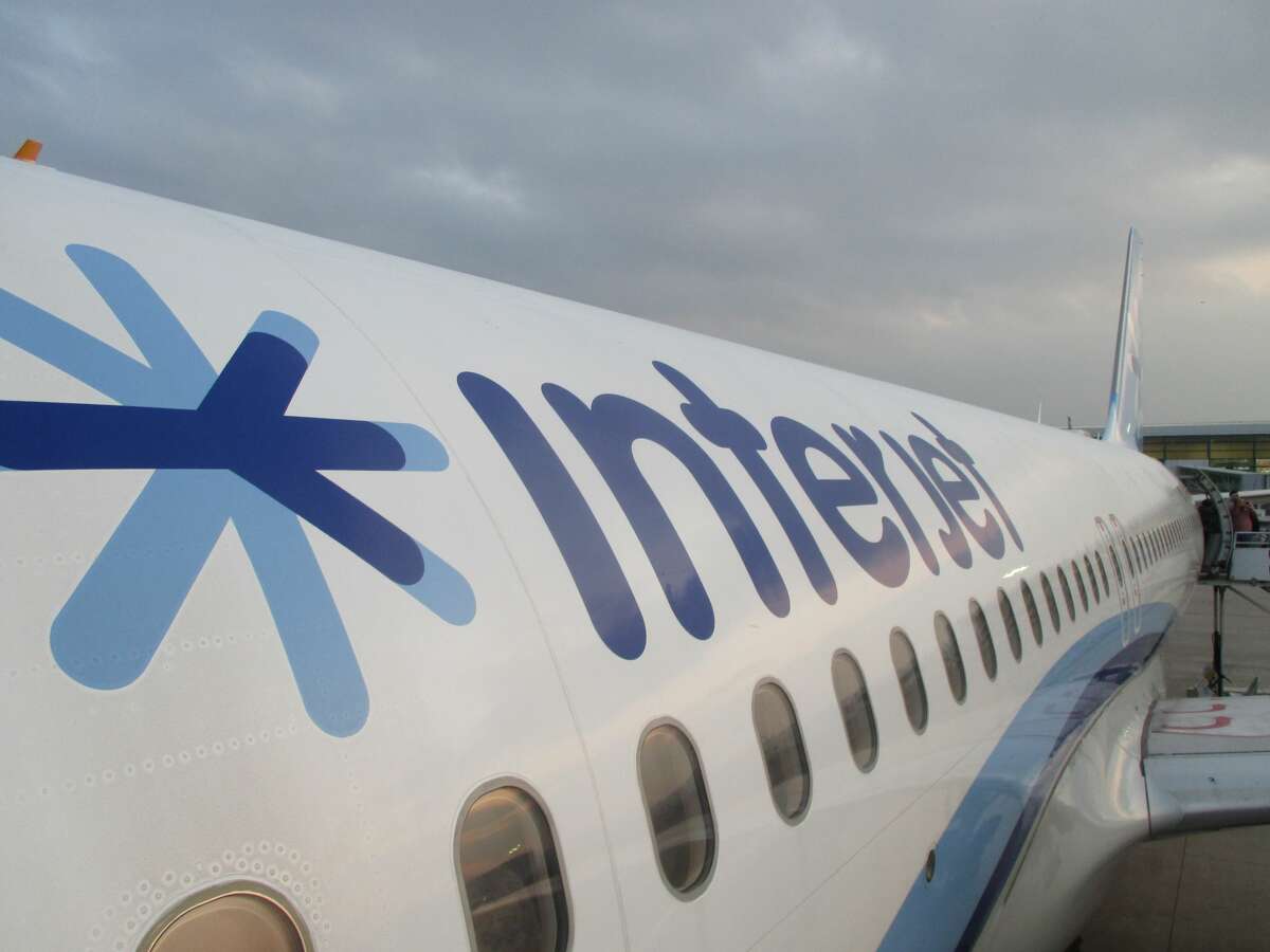 interjet carry on weight