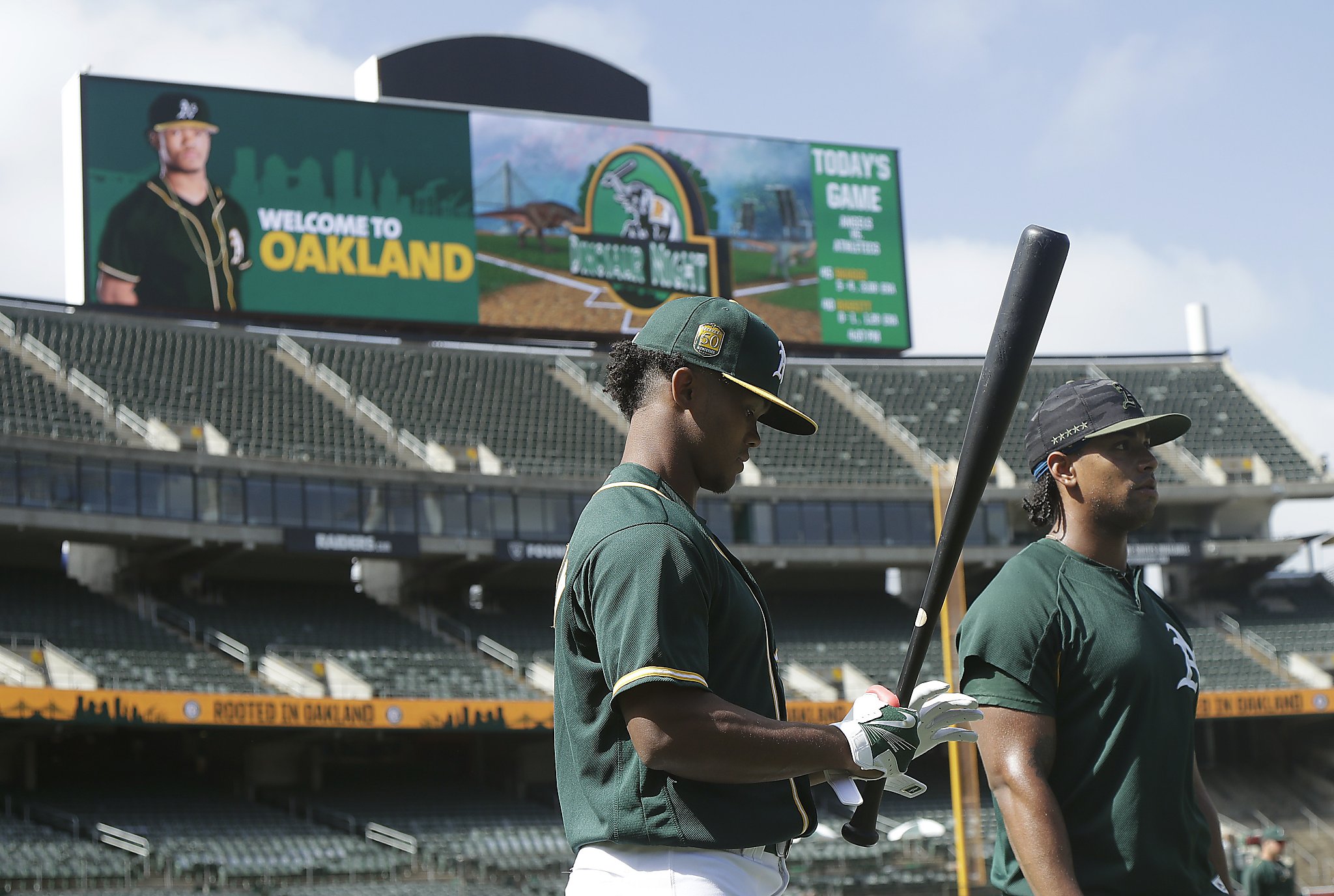 Oakland Athletics draft pick Kyler Murray waits to hit during batting  practice before a baseball game between the Athletics and the Los Angeles  Angels in Oakland, Calif., Friday, June 15, 2018. (AP