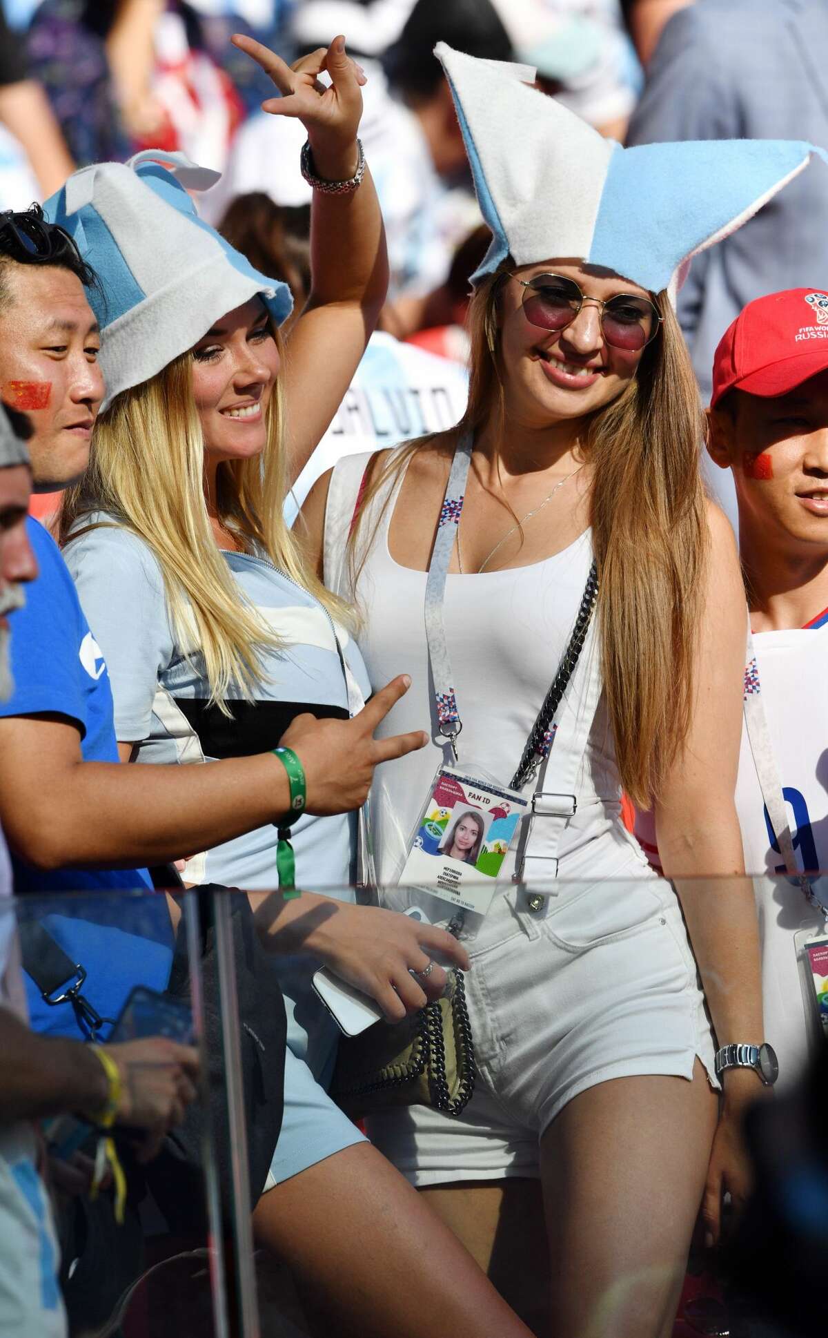Argentina fans smile during the Russia 2018 World Cup Group D football match between Argentina and Iceland at the Spartak Stadium in Moscow on June 16, 2018. (Photo by Mladen ANTONOV / AFP) / RESTRICTED TO EDITORIAL USE - NO MOBILE PUSH ALERTS/DOWNLOADS (Photo credit should read MLADEN ANTONOV/AFP/Getty Images)