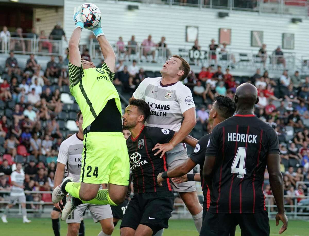 San Antonio FC goalkeeper Diego Restrepo goes up to cut off a pass during Saturday’s 1-0 win over Sacramento Republic FC.