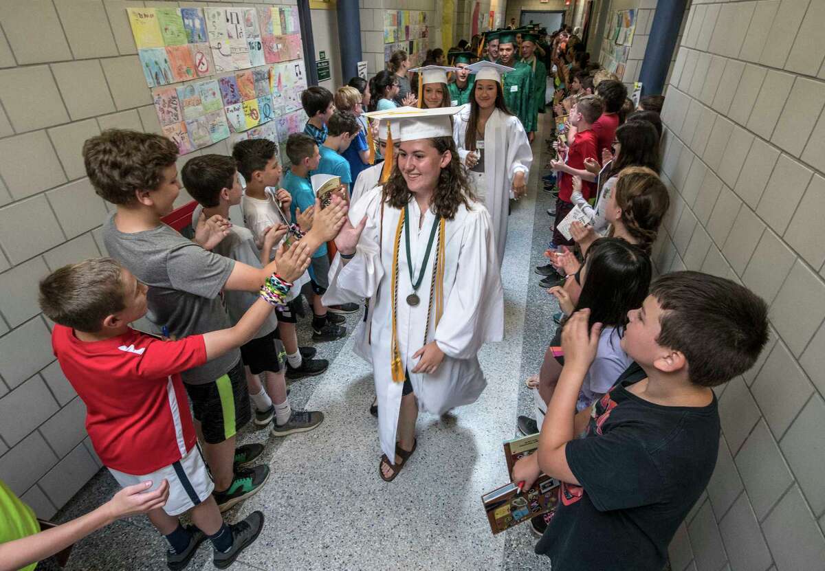 Photos Shen High holds first 'Graduate Walkthrough' at elementary schools