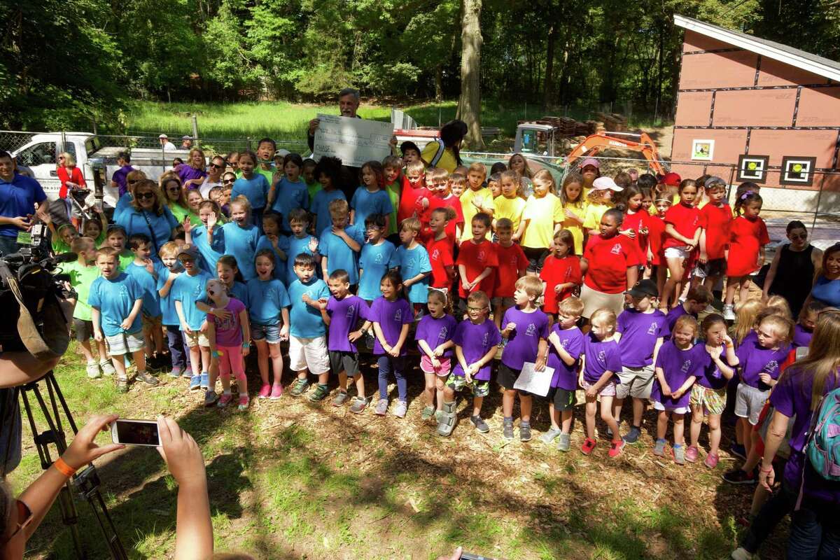 Zoo gets donations from two local schools