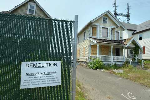 Seven Feet Beneath Norwalk River A Leaking Water Main The Hour