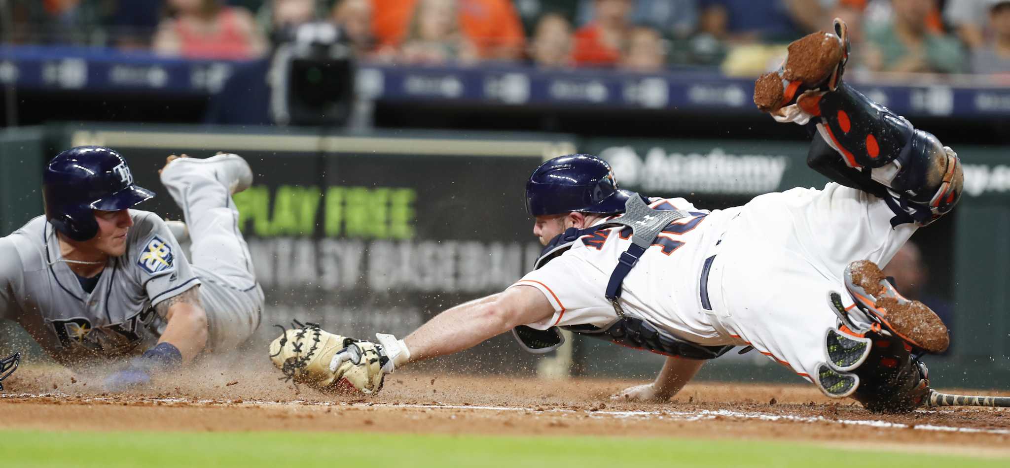 Astros: Brian McCann hits the DL a second time with knee injury