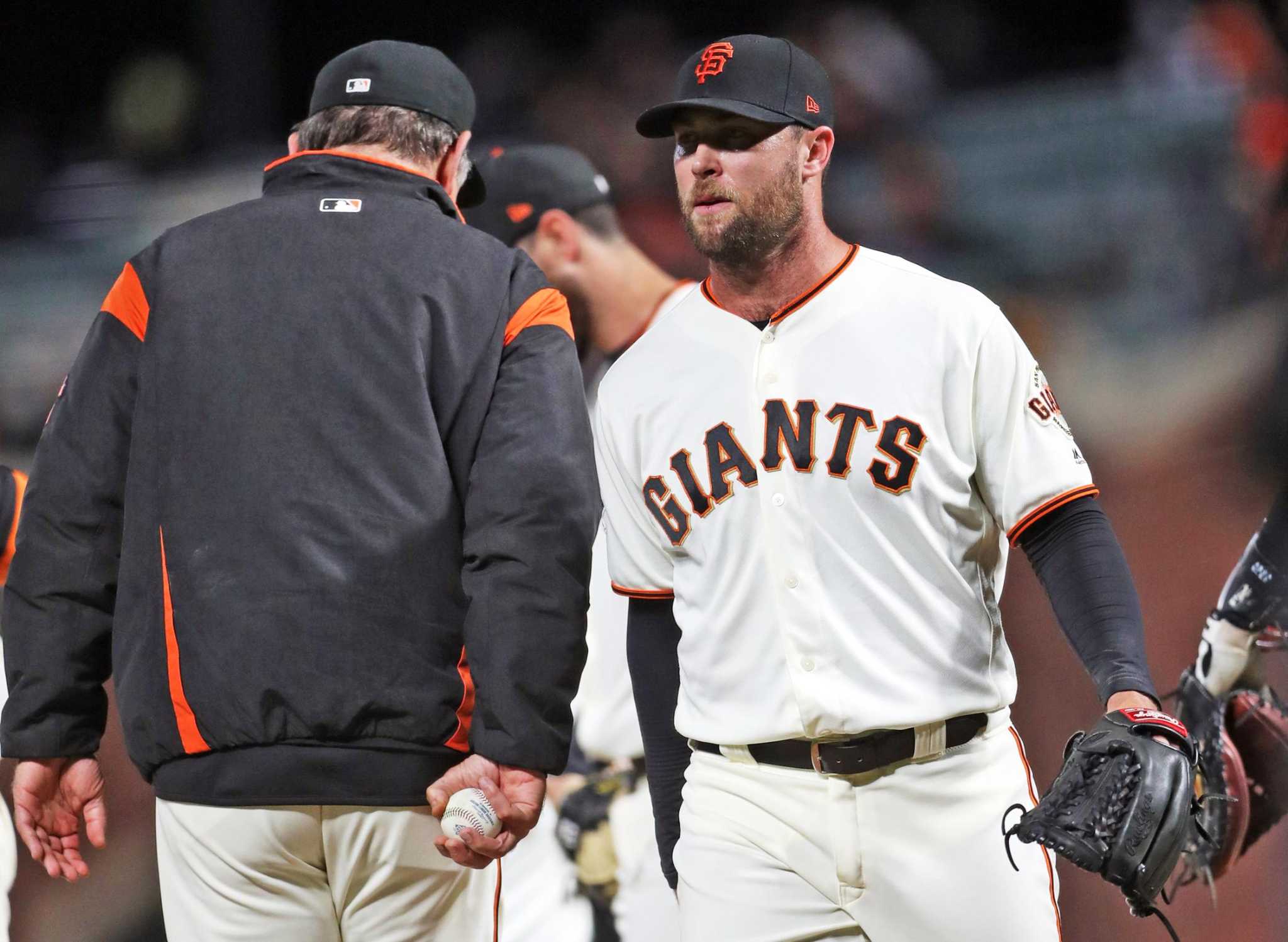 Giants' Strickland apologizes for self-inflicted injury