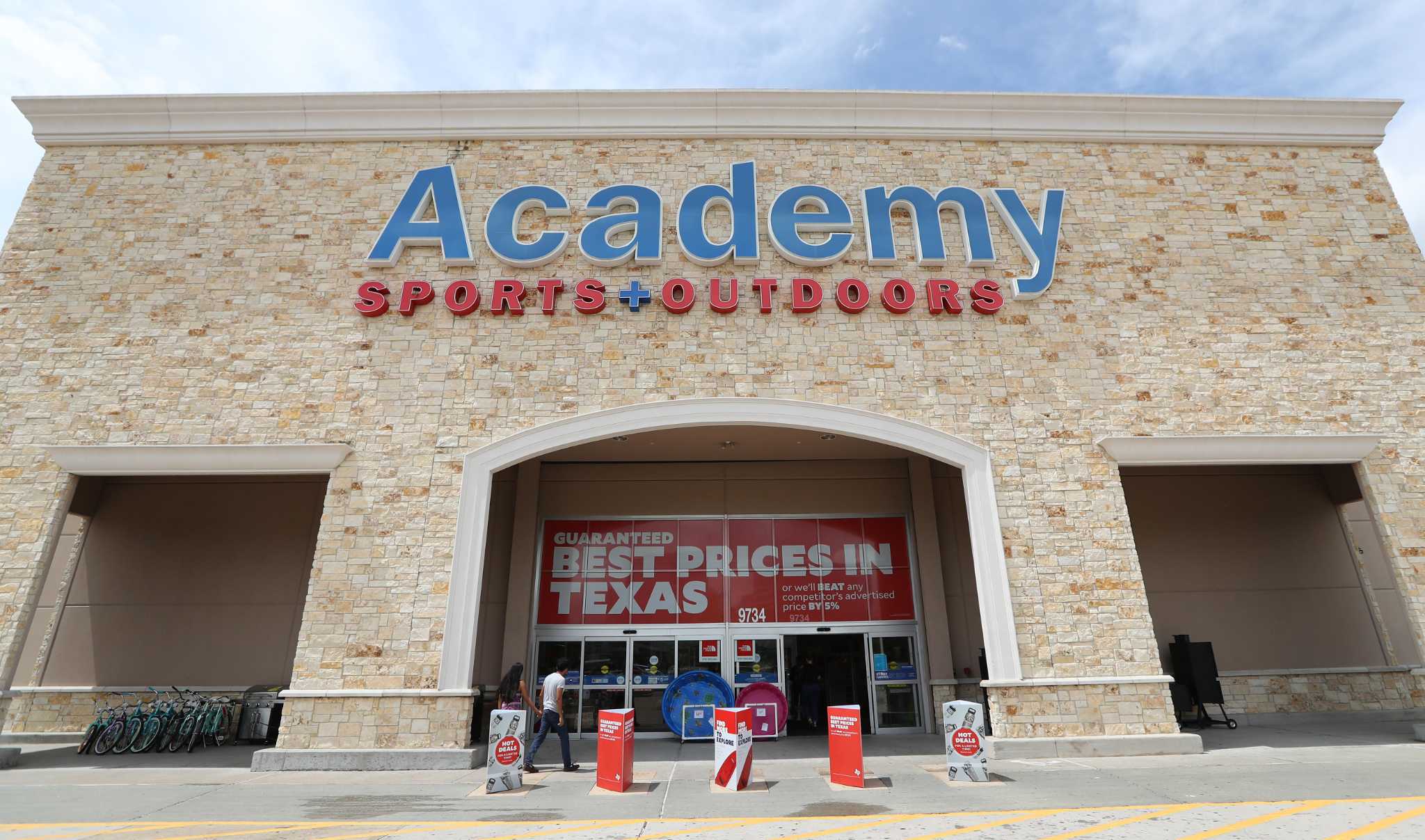 Academy Sports + Outdoors to be official sportinggoods retailer for SEC