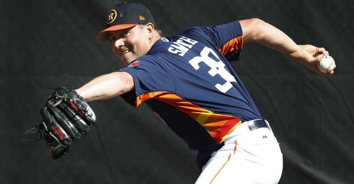 Houston Astros RHP pitcher Joe Smith (38) thows a bullpen session as the pitchers and catchers worked out during spring training at The Ballpark of the Palm Beaches, Saturday, Feb. 17, 2018, in West Palm Beach. ( Karen Warren / Houston Chronicle )