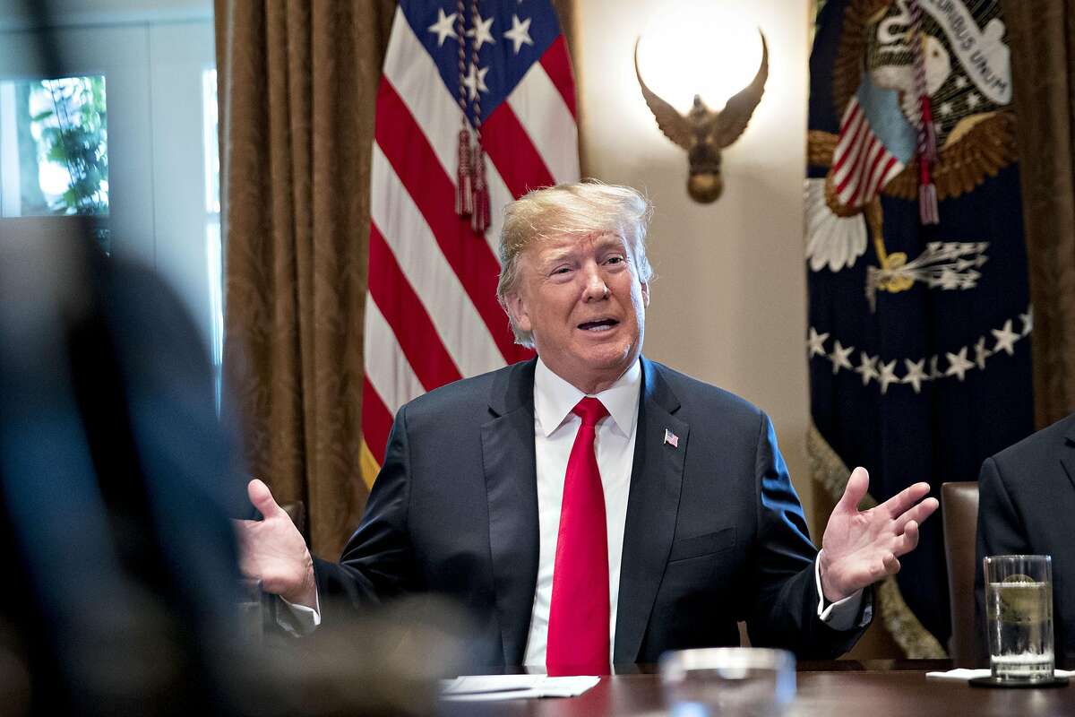 U.S. President Donald Trump speaks during a meeting with Republican members of Congress in the Cabinet Room of the White House in Washington, D.C., U.S., on Wednesday, June 20, 2018. Trump said he will sign an executive order on Wednesday to keep families together amid a furor over his policy of separating children from their parents when they're caught illegally crossing the U.S. border with Mexico. Photographer: Andrew Harrer/Bloomberg