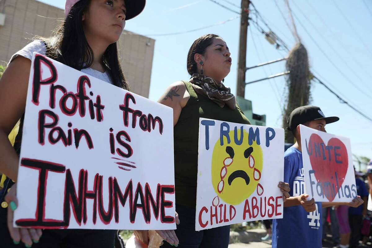 EL PASO, TX - JUNE 19: People protest the separation of children from their parents in front of the El Paso Processing Center, an immigration detention facility, at the Mexican border on June 19, 2018 in El Paso, Texas. The separations have received intense scrutiny as the Trump administration institutes a zero tolerance policy on illegal immigration. (Photo by Joe Raedle/Getty Images)