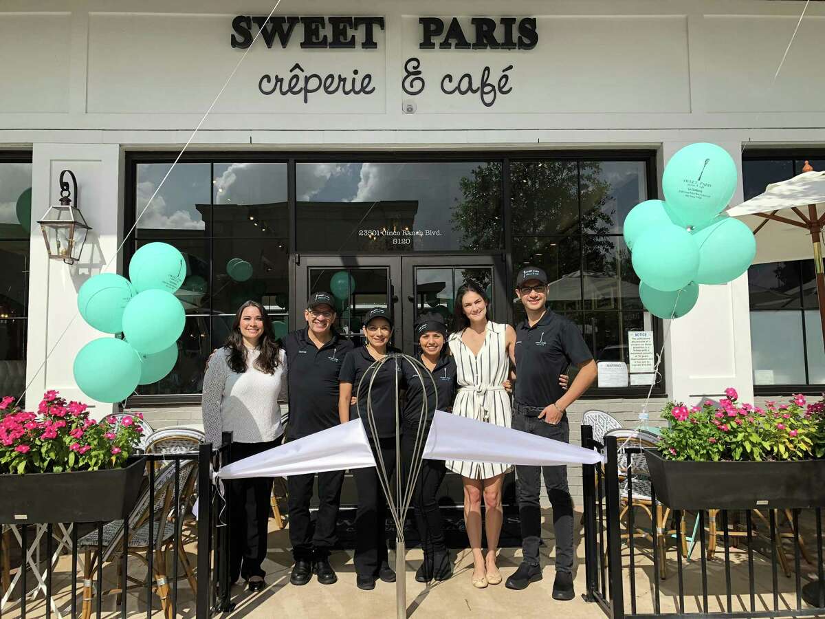 It was a sweet weekend for Sweet Paris Crêperie & Café as they celebrated their grand opening in La Centerra at Cinco Ranch with a ribbon cutting ceremony and trés délicieux cuisine. Sweet Paris La Centerra at Cinco Ranch is located at 23501 Cinco Ranch Blvd., S120, Katy, TX 77494.