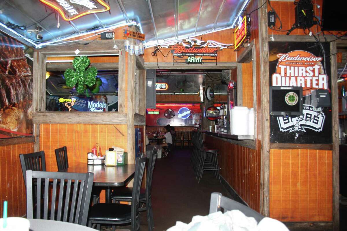 52 Weeks of BBQ Big Lou’s Burgers & BBQ