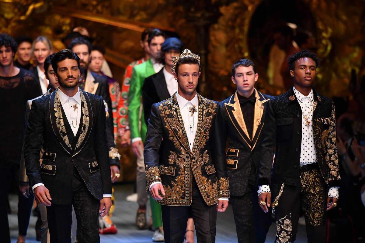 Thomas J. Henry's son makes fashion debut at 2019 Dolce & Gabbana show ...