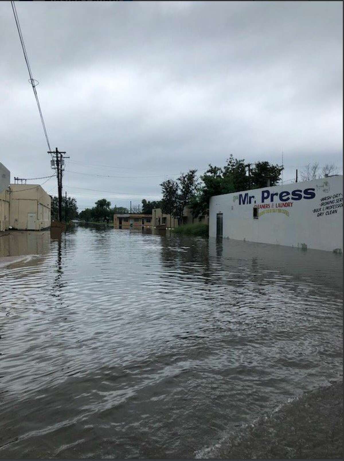 Gov. Abbott issues disaster declaration for severe flooding across ...