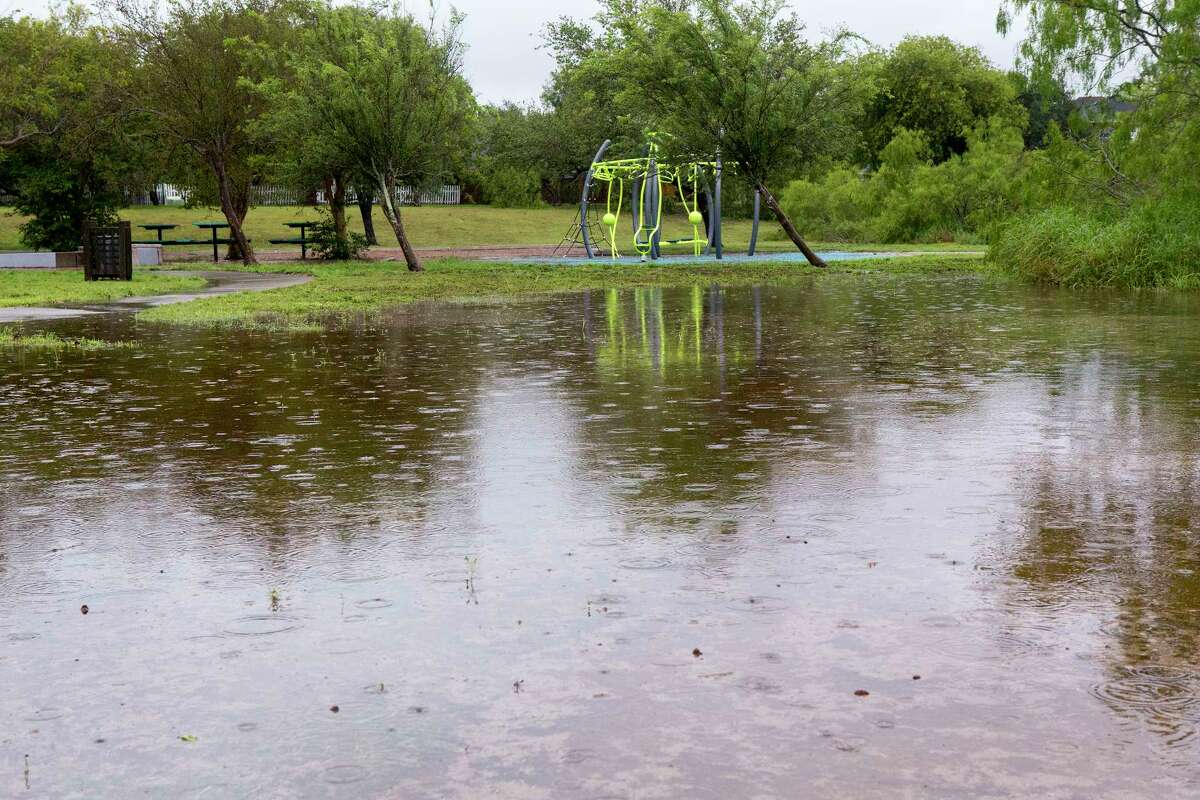 Gov. Abbott issues disaster declaration for severe flooding across